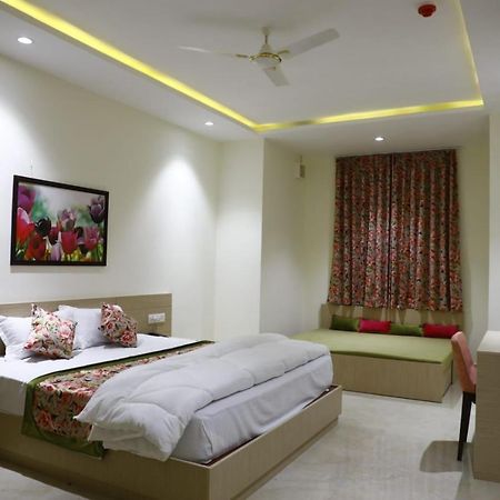 Hotel Grand Vasaante Bhilwara Eksteriør billede