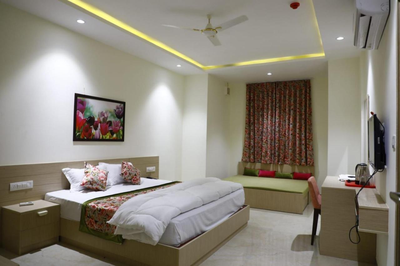 Hotel Grand Vasaante Bhilwara Eksteriør billede